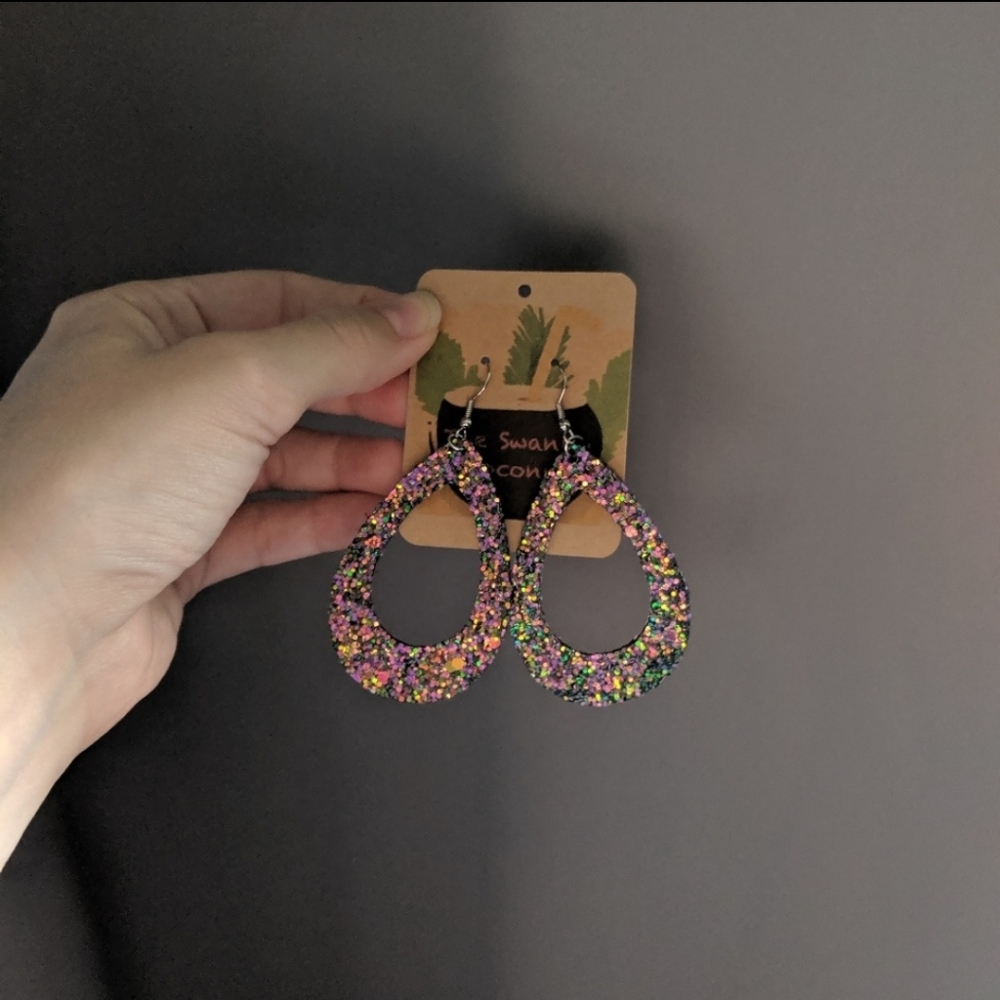 NWT Purple Glitter Teardrop Earrings